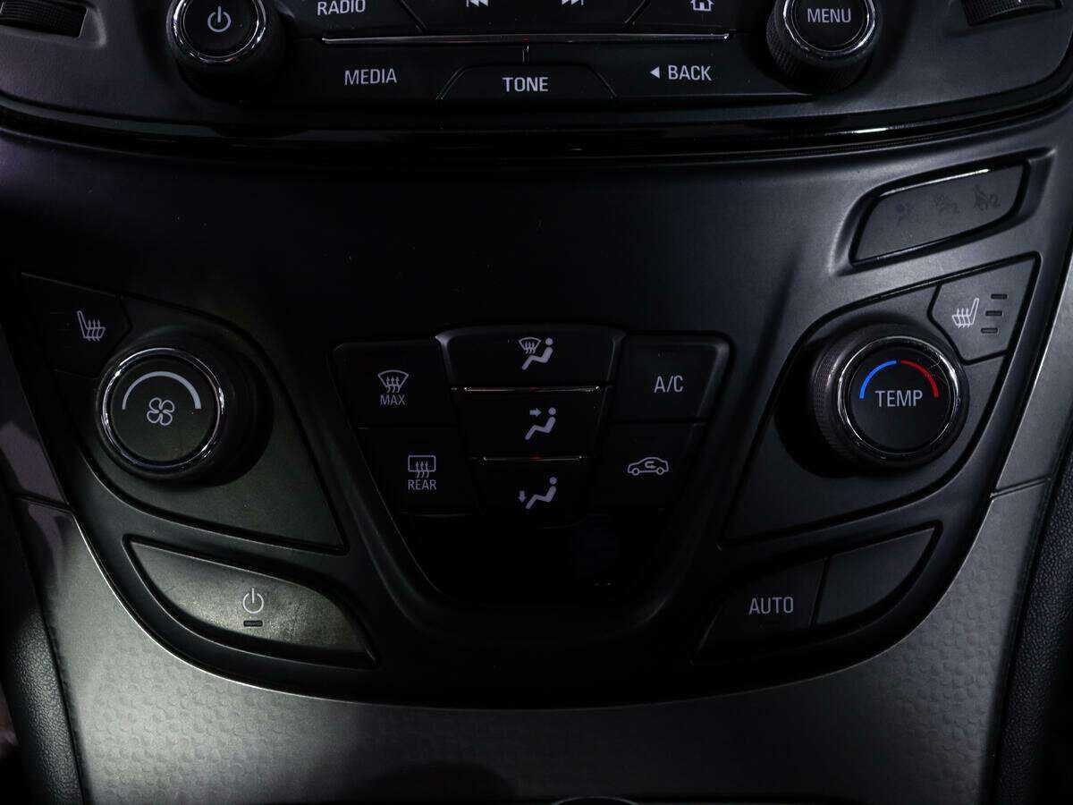 Купить Opel Insignia с пробегом. Фото: #15