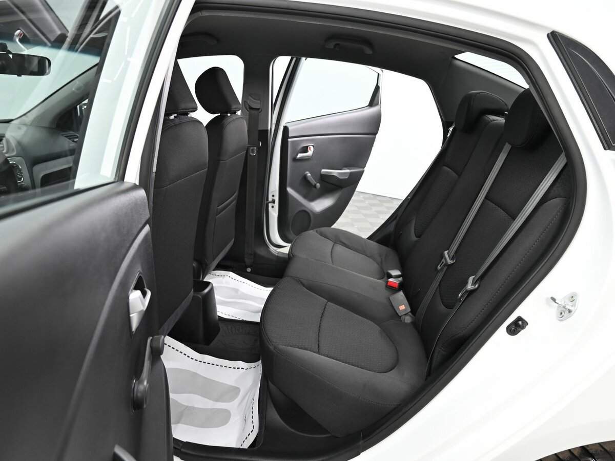 Купить Kia Rio с пробегом. Фото: #14