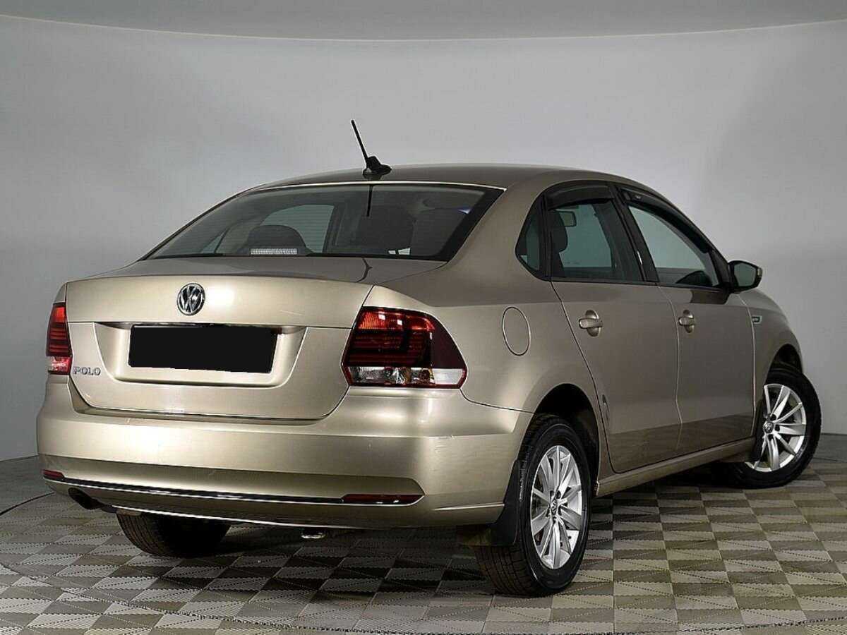 Купить Volkswagen Polo с пробегом. Фото: #1