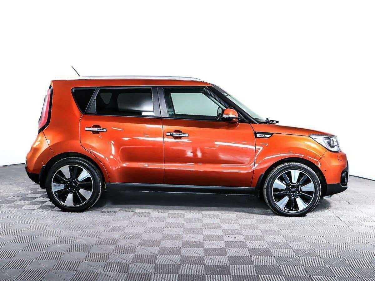 Купить Kia Soul с пробегом. Фото: #3