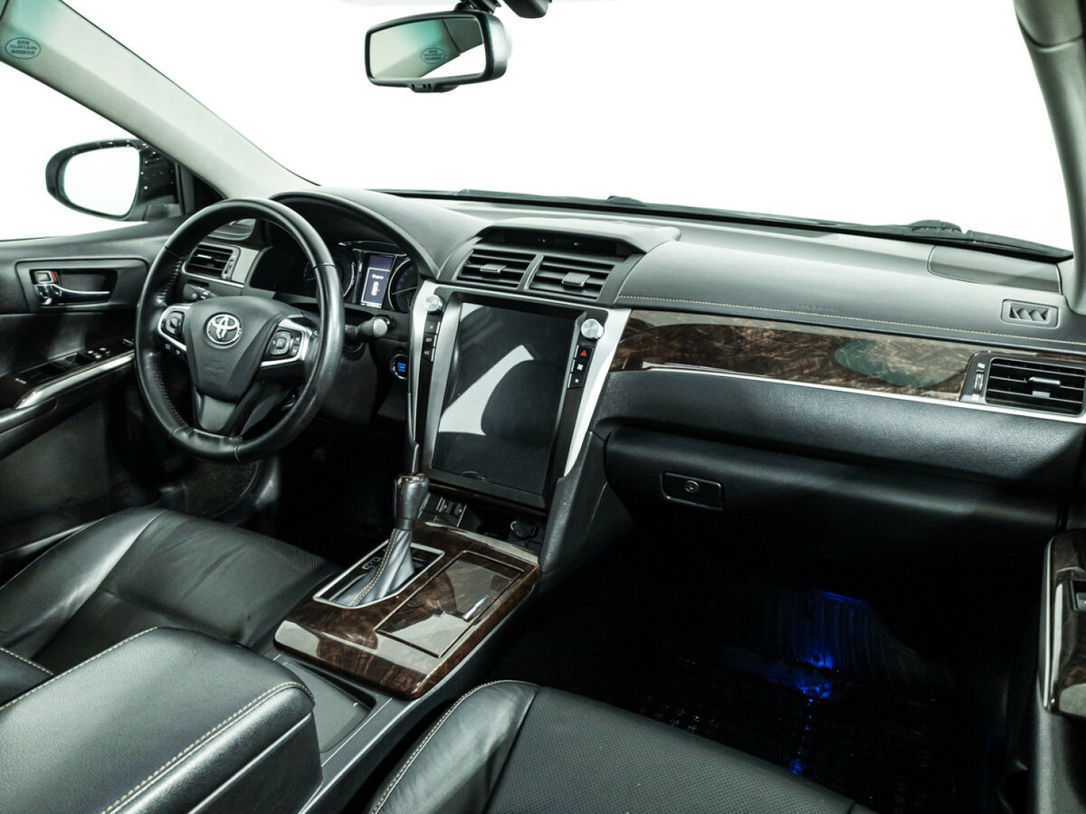 Купить Toyota Camry с пробегом. Фото: #8