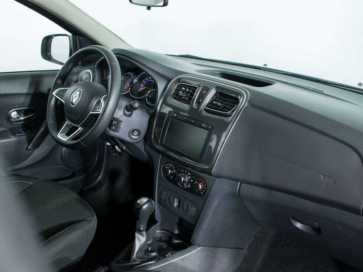 Купить Renault Logan с пробегом. Фото: #8