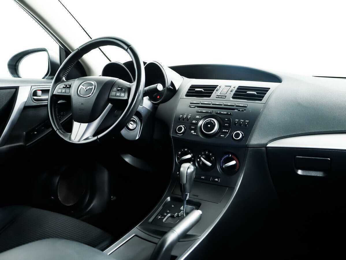 Купить Mazda 3 с пробегом. Фото: #8