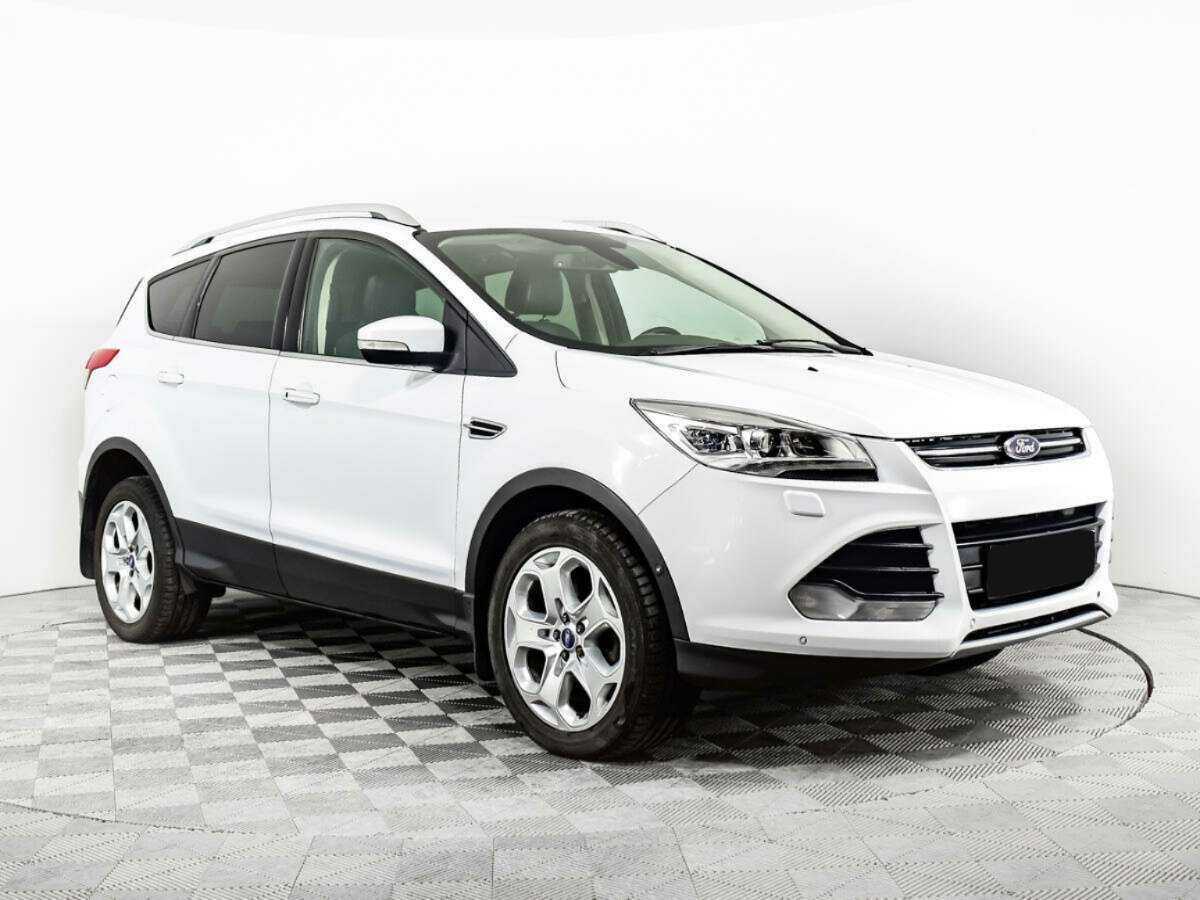 Купить Ford Kuga с пробегом. Фото: #2