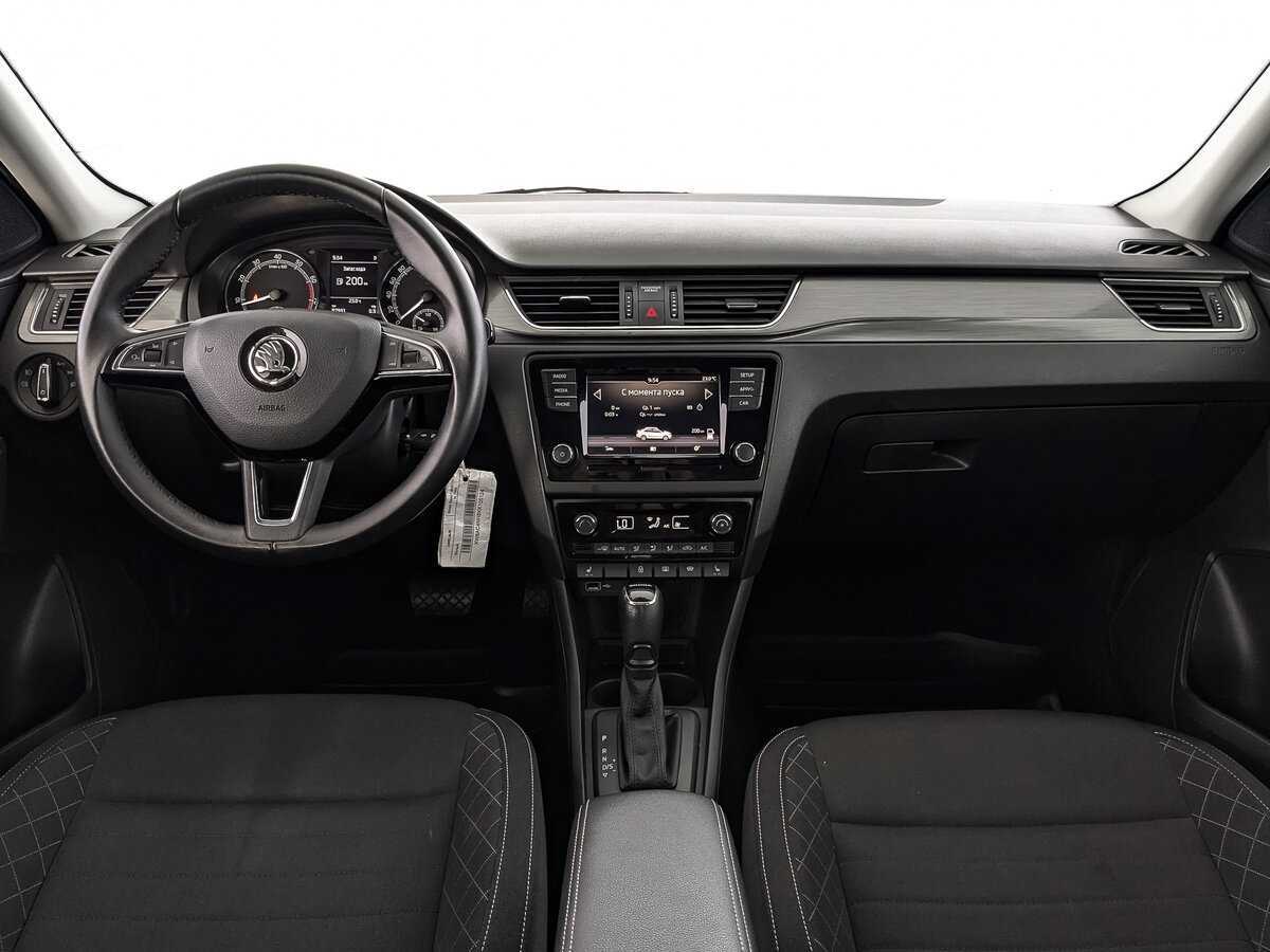 Купить Skoda Rapid с пробегом. Фото: #9