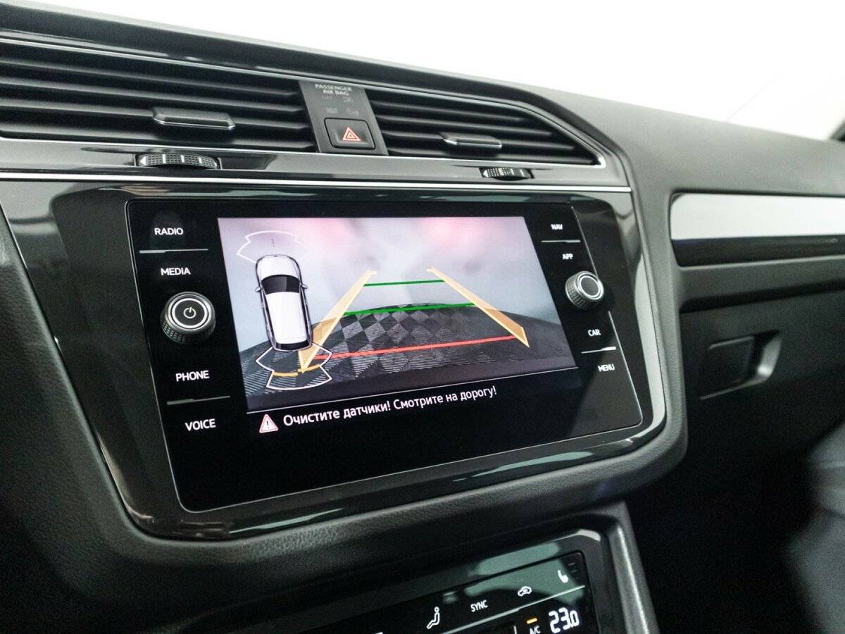 Купить Volkswagen Tiguan с пробегом. Фото: #17