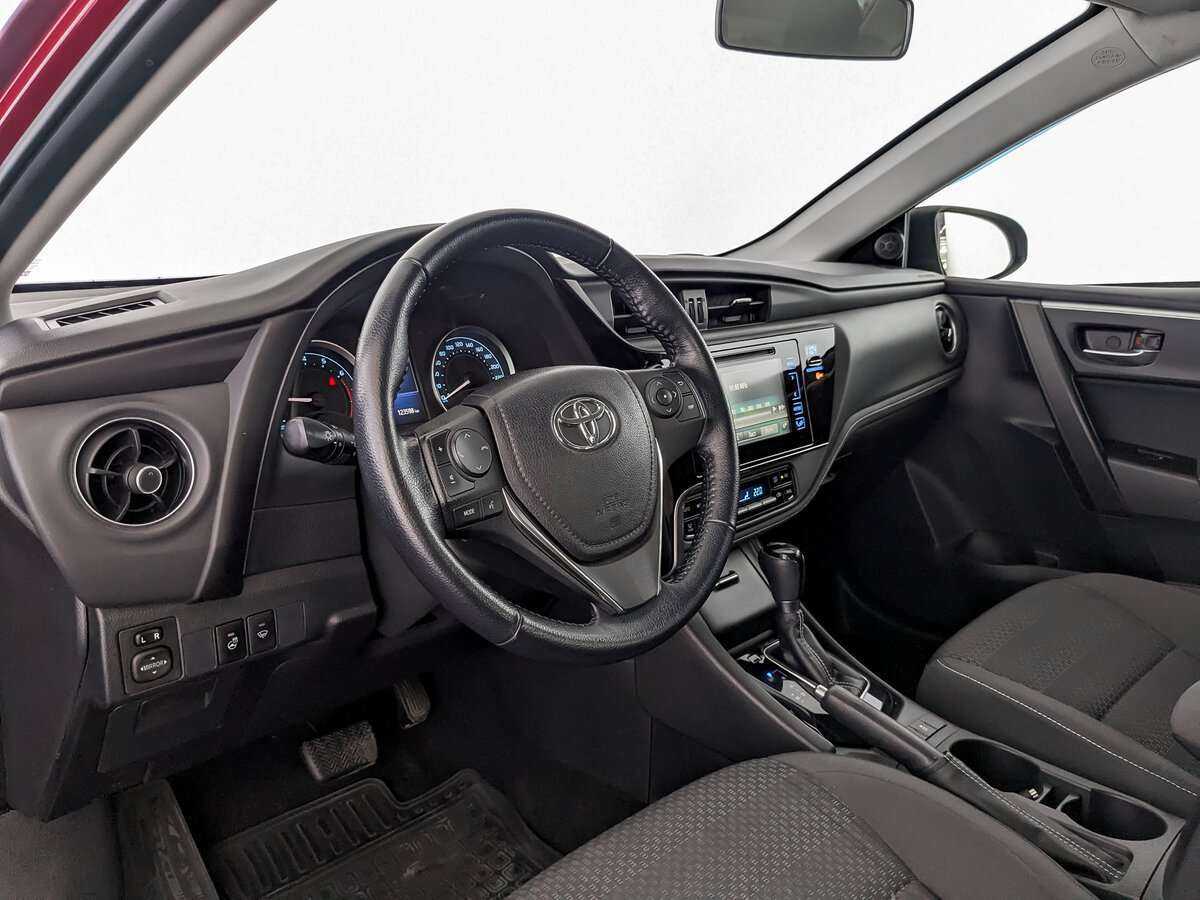 Купить Toyota Corolla с пробегом. Фото: #14