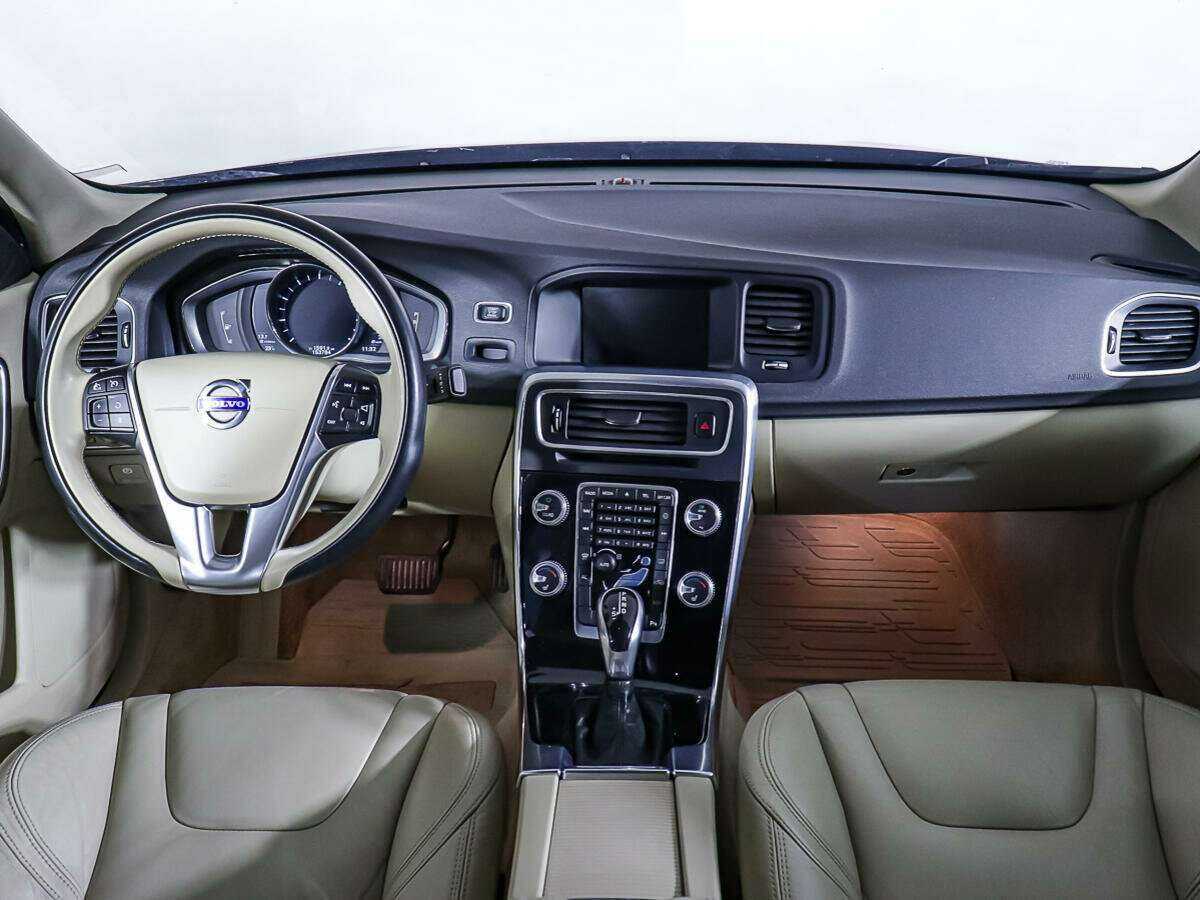 Купить Volvo S60 с пробегом. Фото: #10
