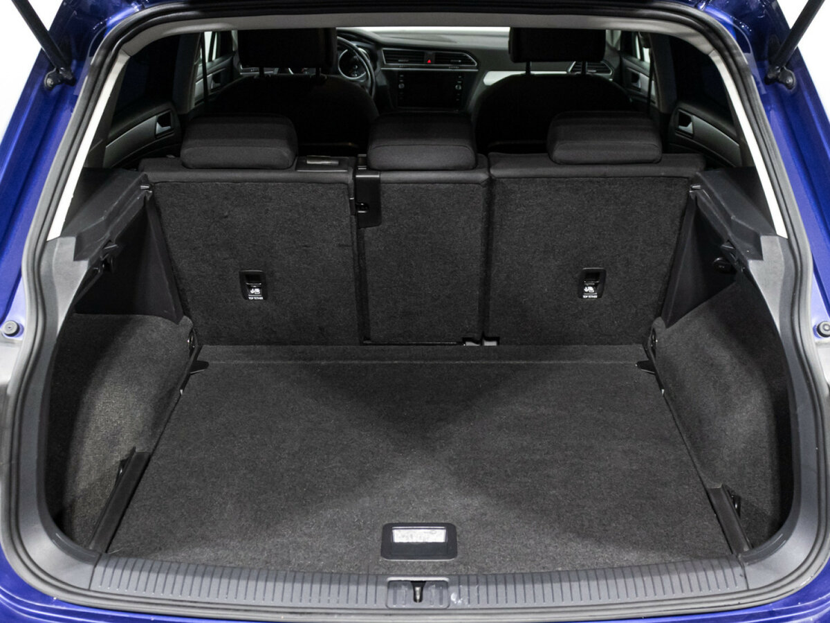 Купить Volkswagen Tiguan с пробегом. Фото: #17