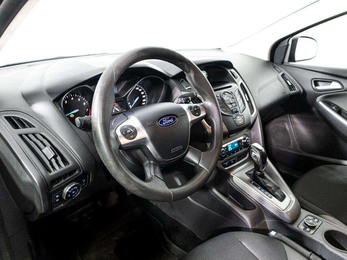Купить Ford Focus с пробегом. Фото: #10