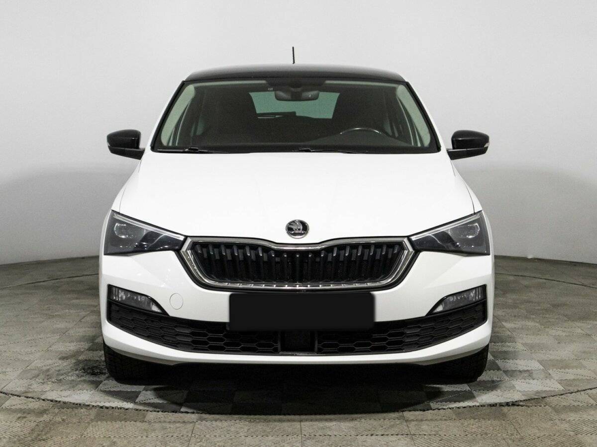 Купить Skoda Rapid с пробегом. Фото: #1
