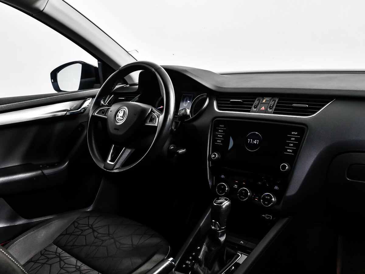 Купить Skoda Octavia с пробегом. Фото: #8
