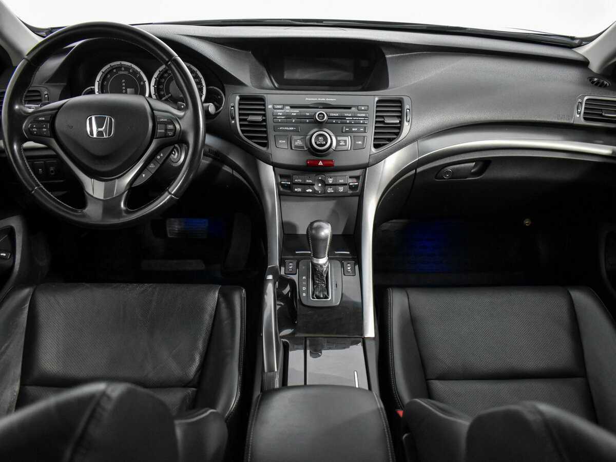 Купить Honda Accord с пробегом. Фото: #17