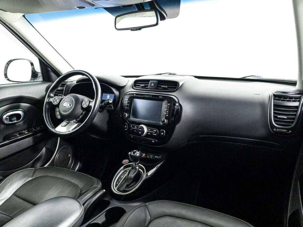 Купить Kia Soul с пробегом. Фото: #8