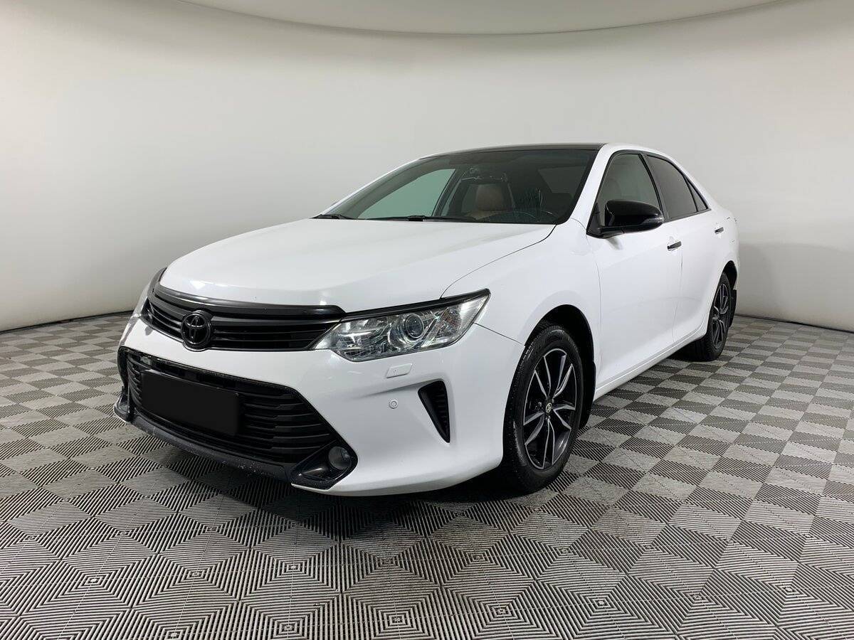 Купить Toyota Camry с пробегом. Посмотреть фото