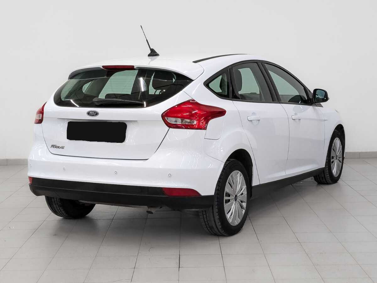 Купить Ford Focus с пробегом. Фото: #4