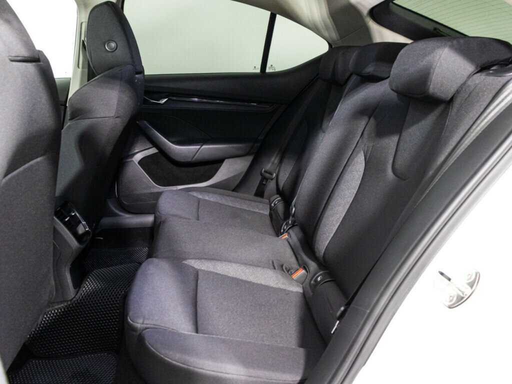 Купить Skoda Octavia с пробегом. Фото: #9