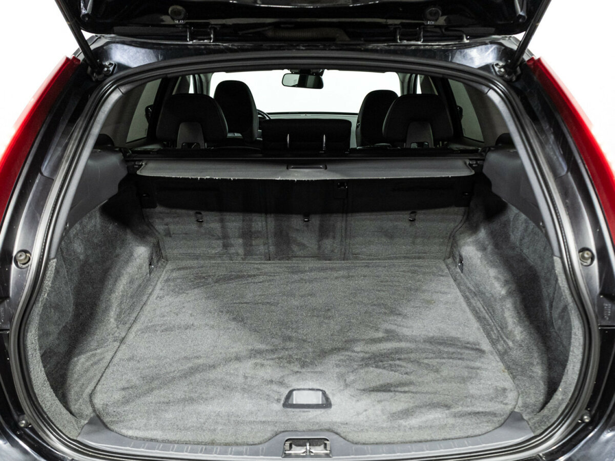 Купить Volvo XC60 с пробегом. Фото: #15