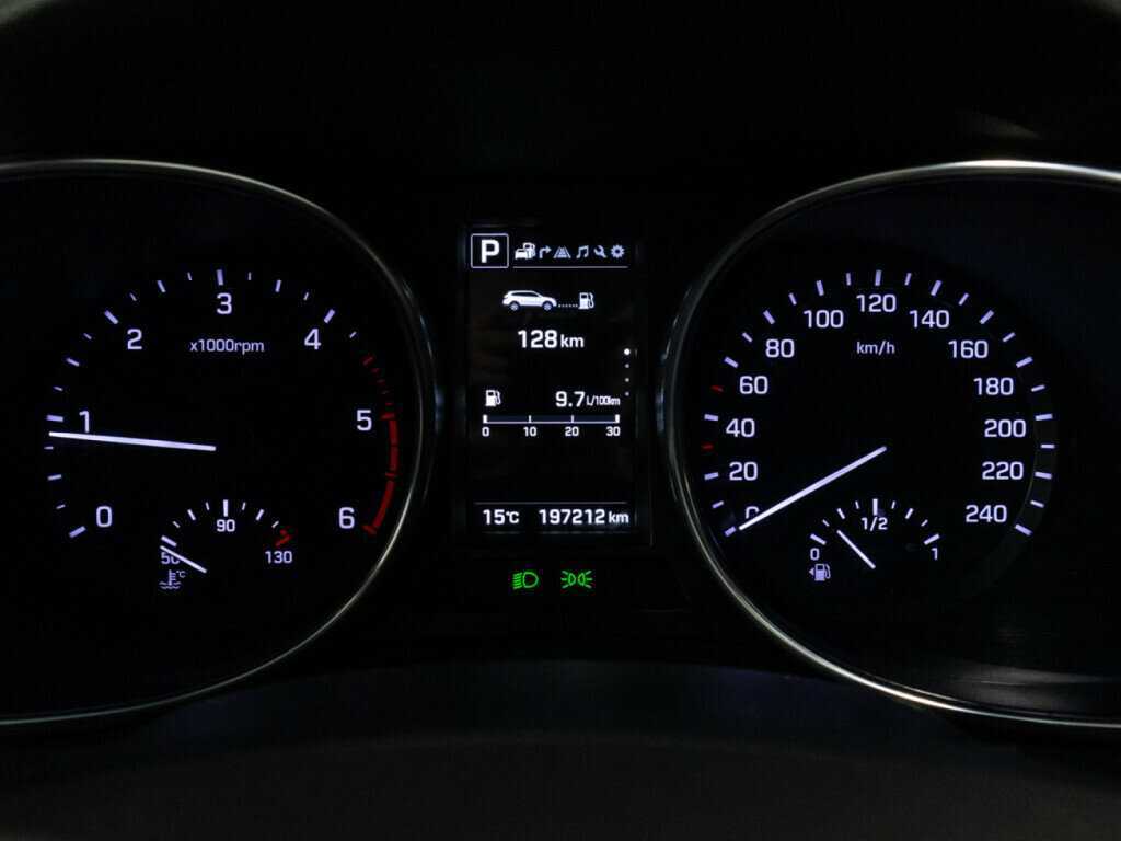 Купить Hyundai Santa Fe с пробегом. Фото: #10