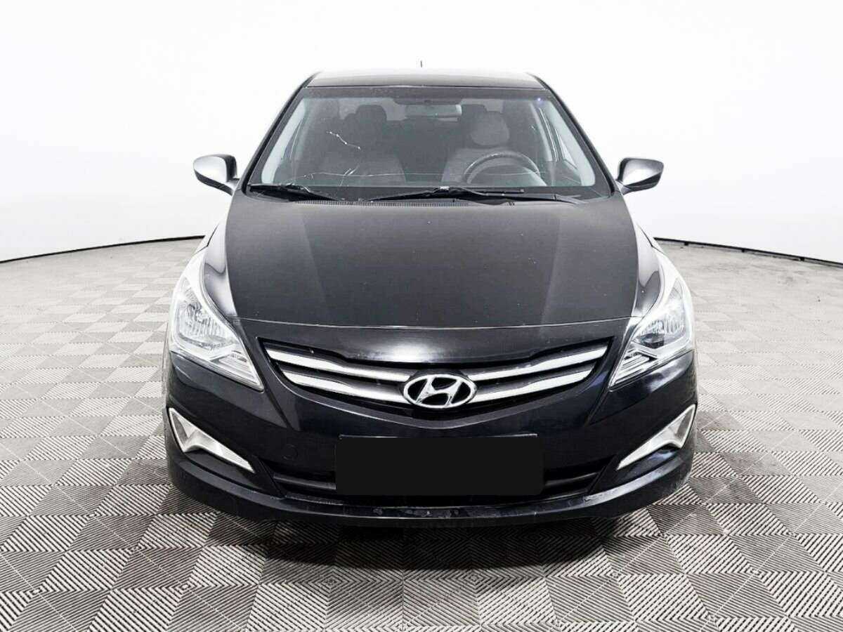 Купить Hyundai Solaris с пробегом. Фото: #1