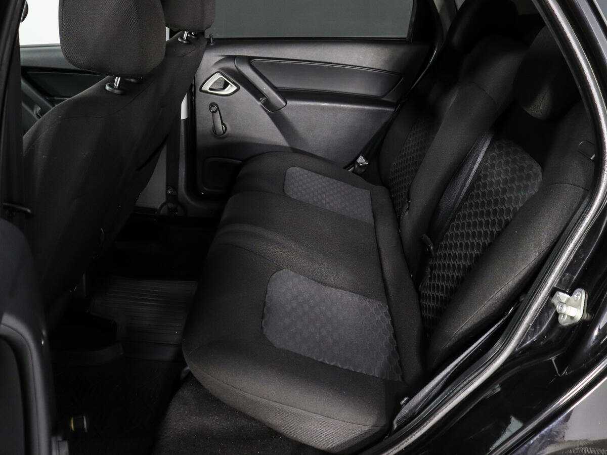 Купить Lada (ВАЗ) Granta с пробегом. Фото: #9