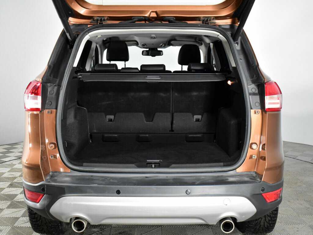 Купить Ford Kuga с пробегом. Фото: #15