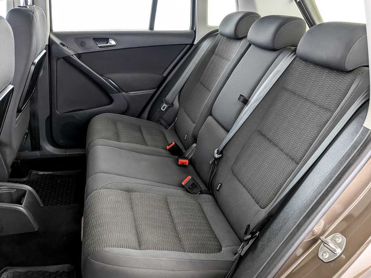 Купить Volkswagen Tiguan с пробегом. Фото: #11