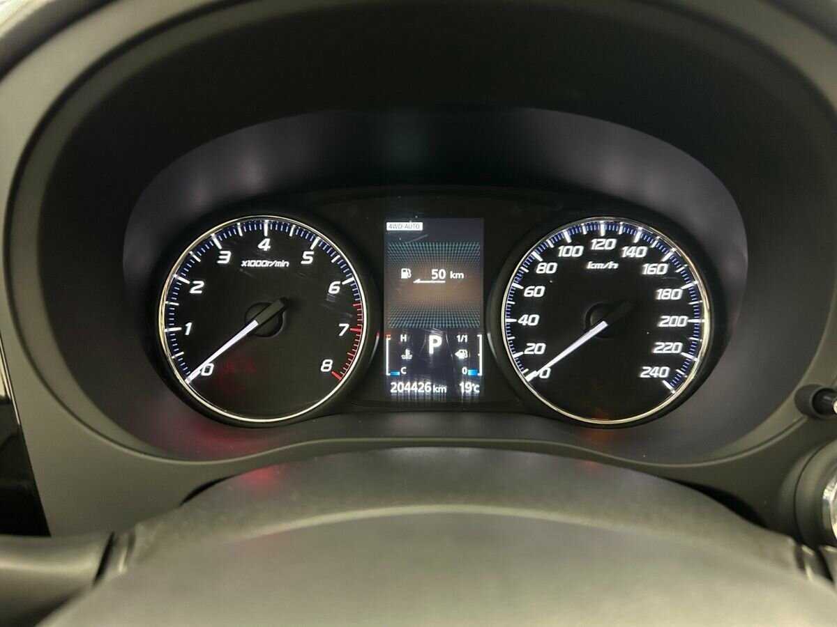 Купить Mitsubishi Outlander с пробегом. Фото: #9