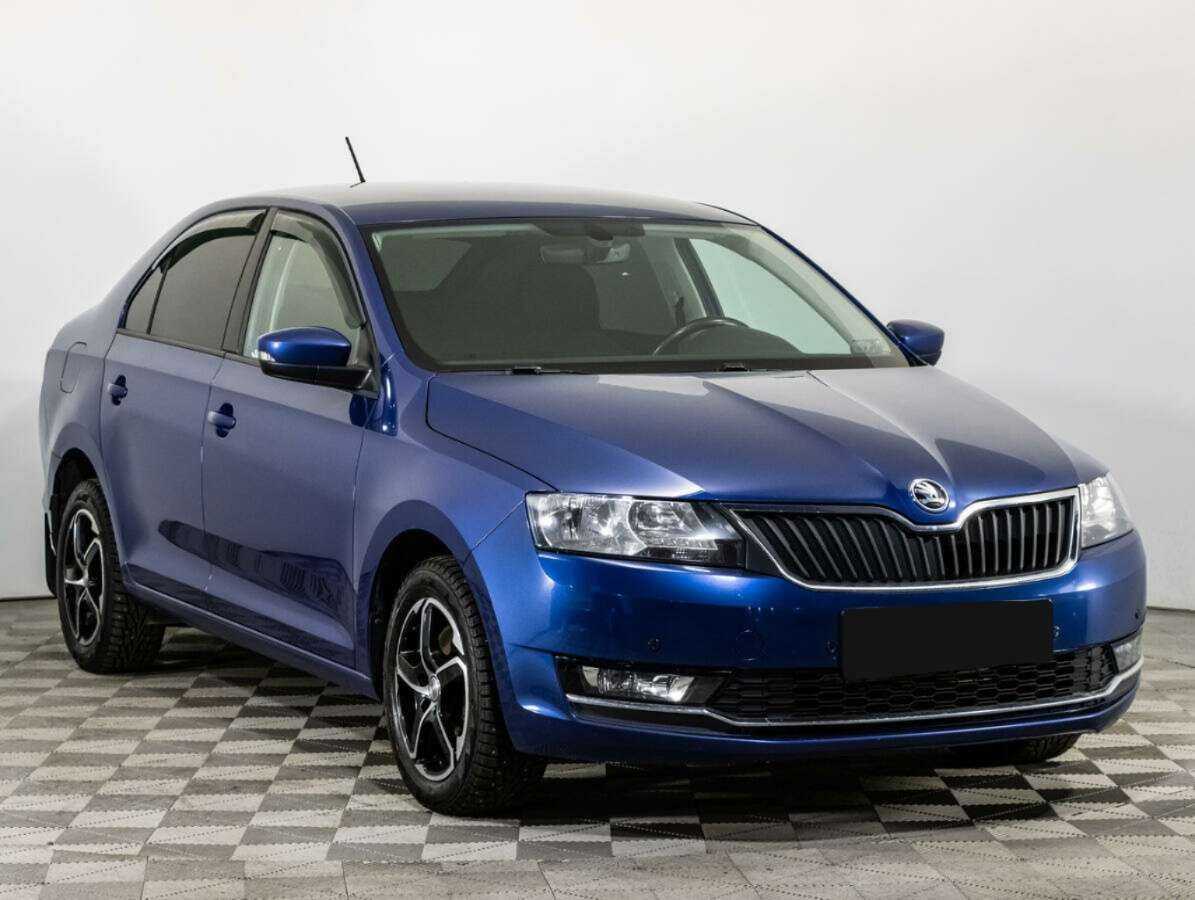 Купить Skoda Rapid с пробегом. Фото: #2