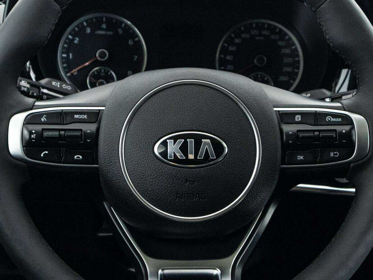 Купить Kia K5 с пробегом. Фото: #20