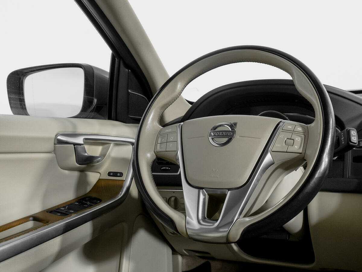Купить Volvo XC60 с пробегом. Фото: #13