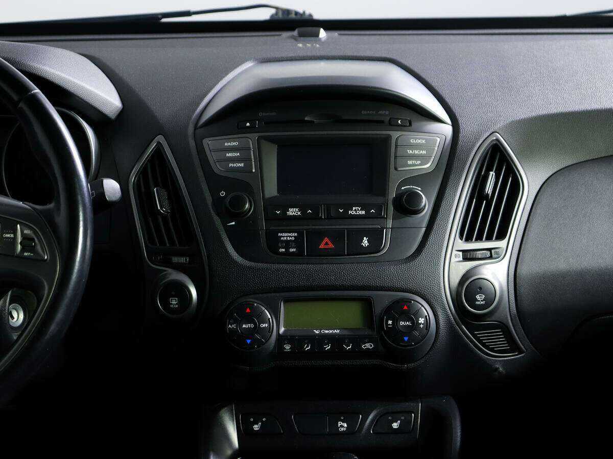 Купить Hyundai ix35 с пробегом. Фото: #10