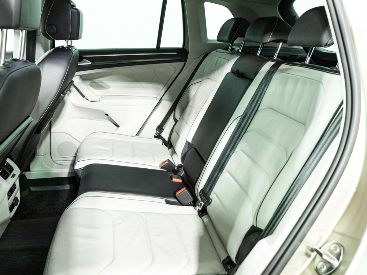 Купить Volkswagen Tiguan с пробегом. Фото: #9
