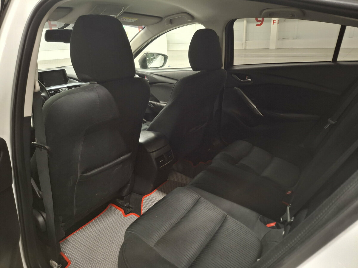 Купить Mazda 6 с пробегом. Фото: #11