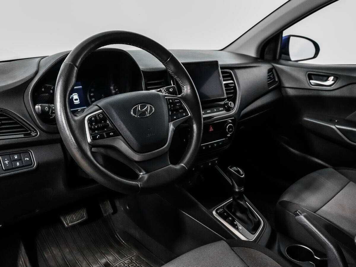 Купить Hyundai Solaris с пробегом. Фото: #8