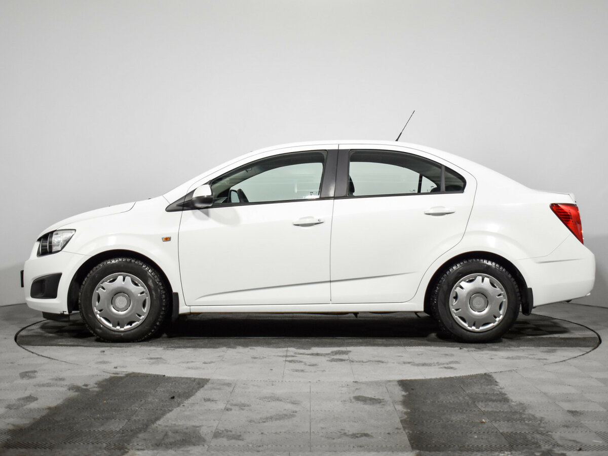 Купить Chevrolet Aveo с пробегом. Фото: #7