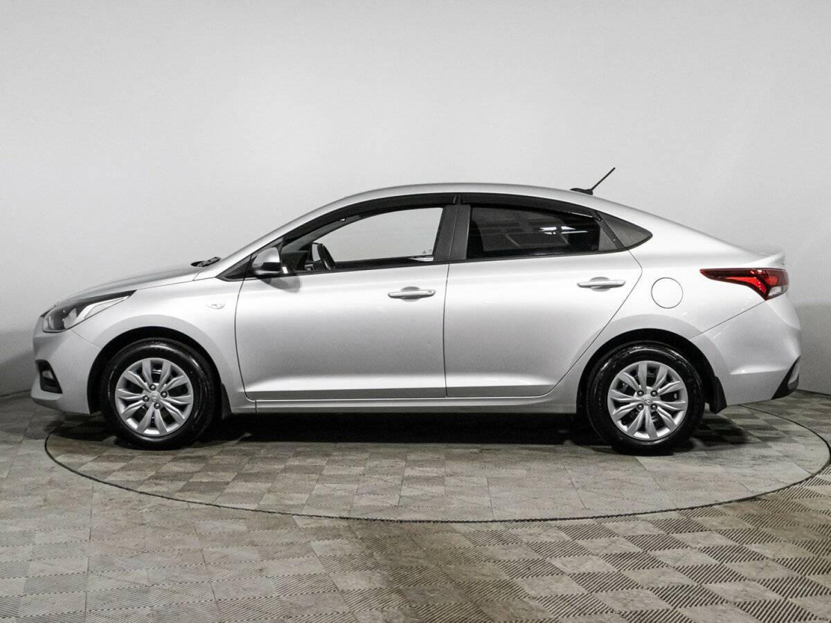 Купить Hyundai Solaris с пробегом. Фото: #7