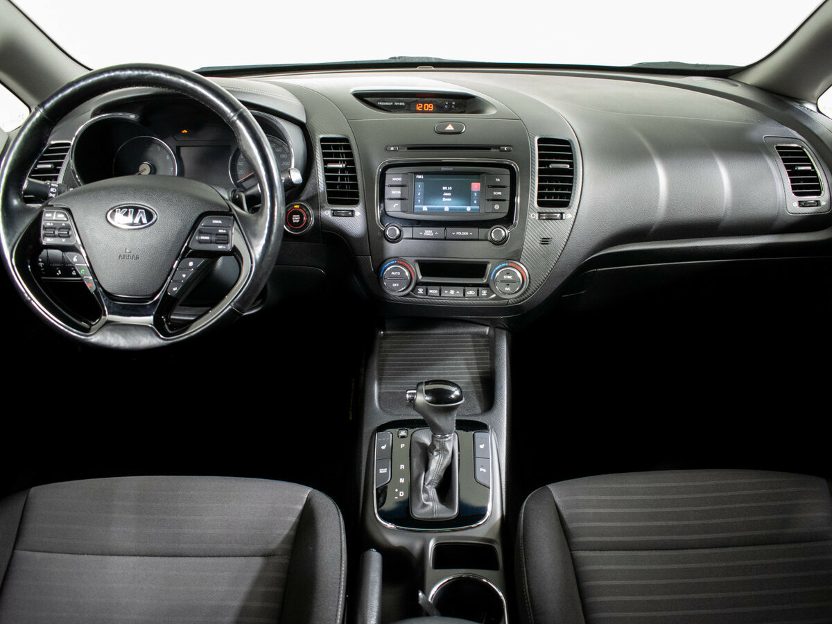 Купить Kia Cerato с пробегом. Фото: #10