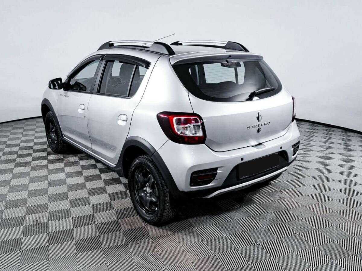 Купить Renault Sandero с пробегом. Фото: #6