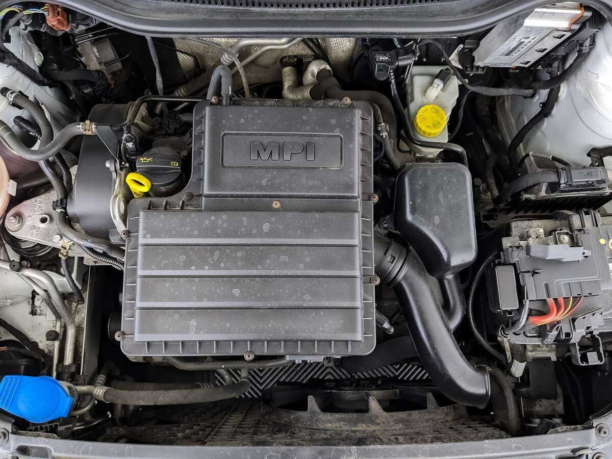 Купить Volkswagen Polo с пробегом. Фото: #8