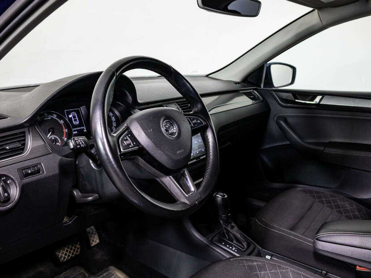 Купить Skoda Rapid с пробегом. Фото: #10