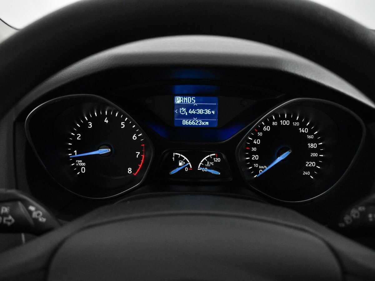 Купить Ford Focus с пробегом. Фото: #16