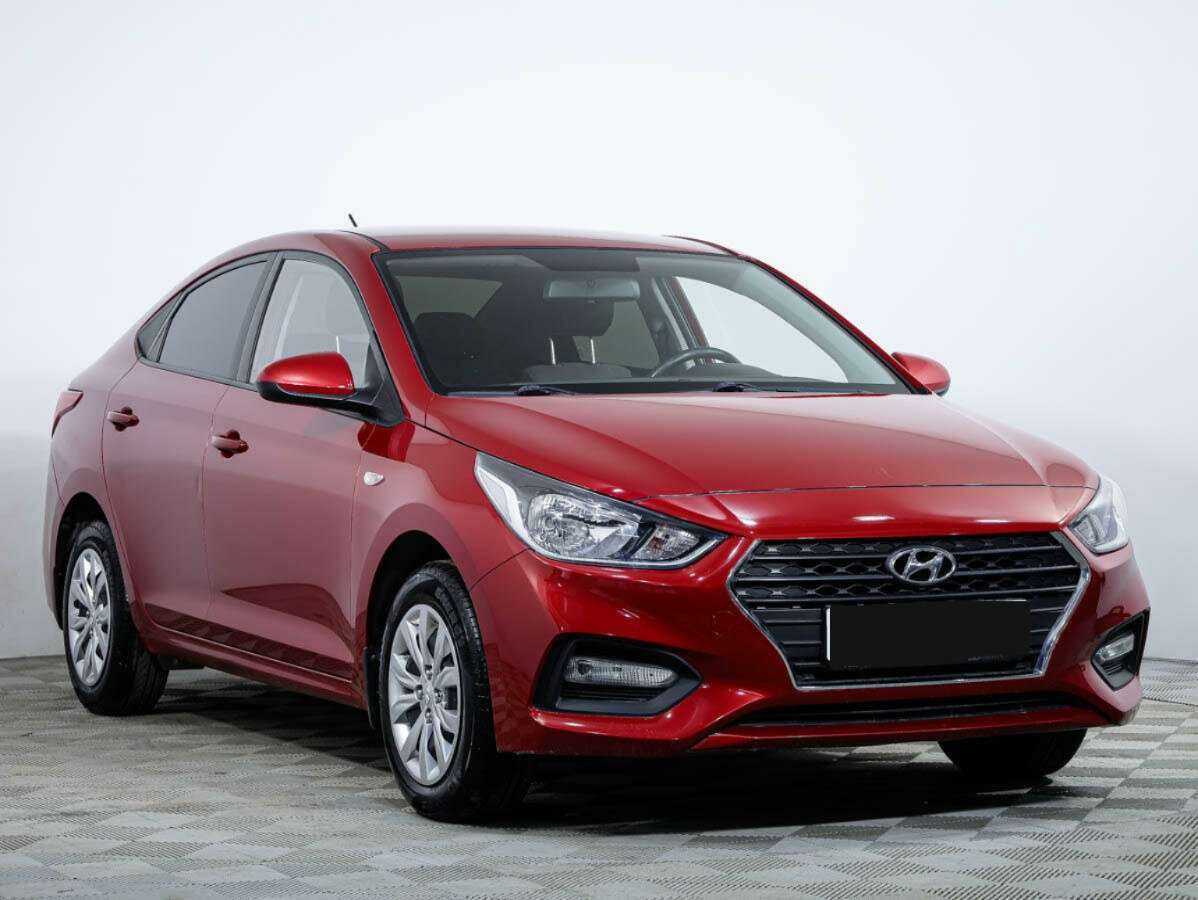 Купить Hyundai Solaris с пробегом. Фото: #1