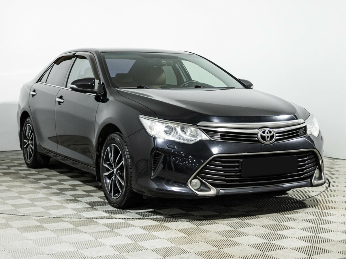 Купить Toyota Camry с пробегом. Фото: #2