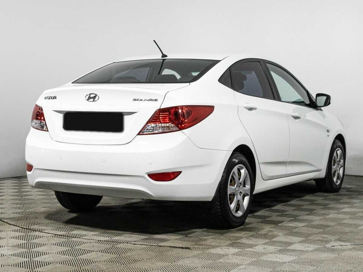 Купить Hyundai Solaris с пробегом. Фото: #4