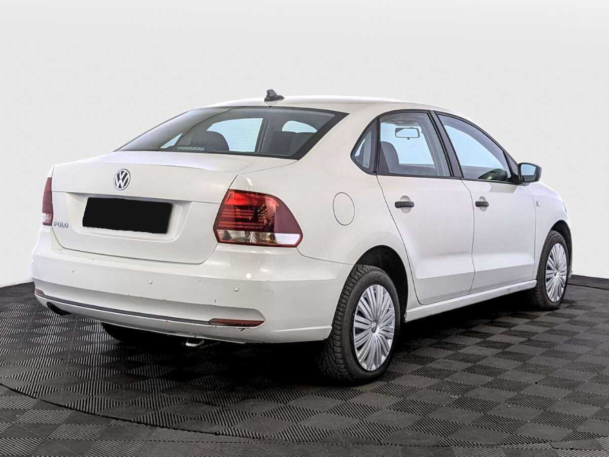 Купить Volkswagen Polo с пробегом. Фото: #4