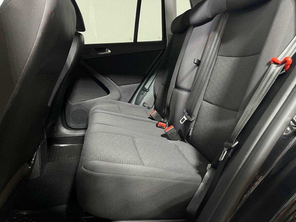 Купить Volkswagen Tiguan с пробегом. Фото: #9