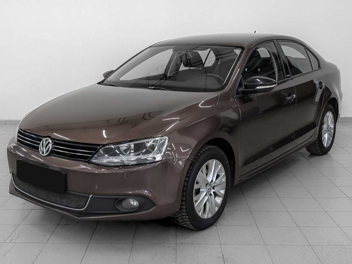 Купить Volkswagen Jetta с пробегом. Посмотреть фото