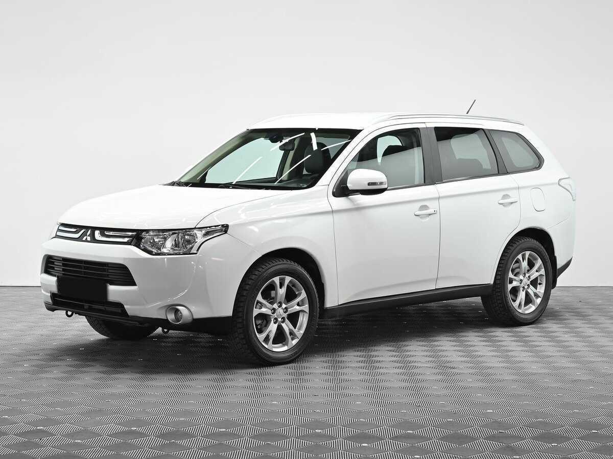 Купить Mitsubishi Outlander с пробегом. Посмотреть фото