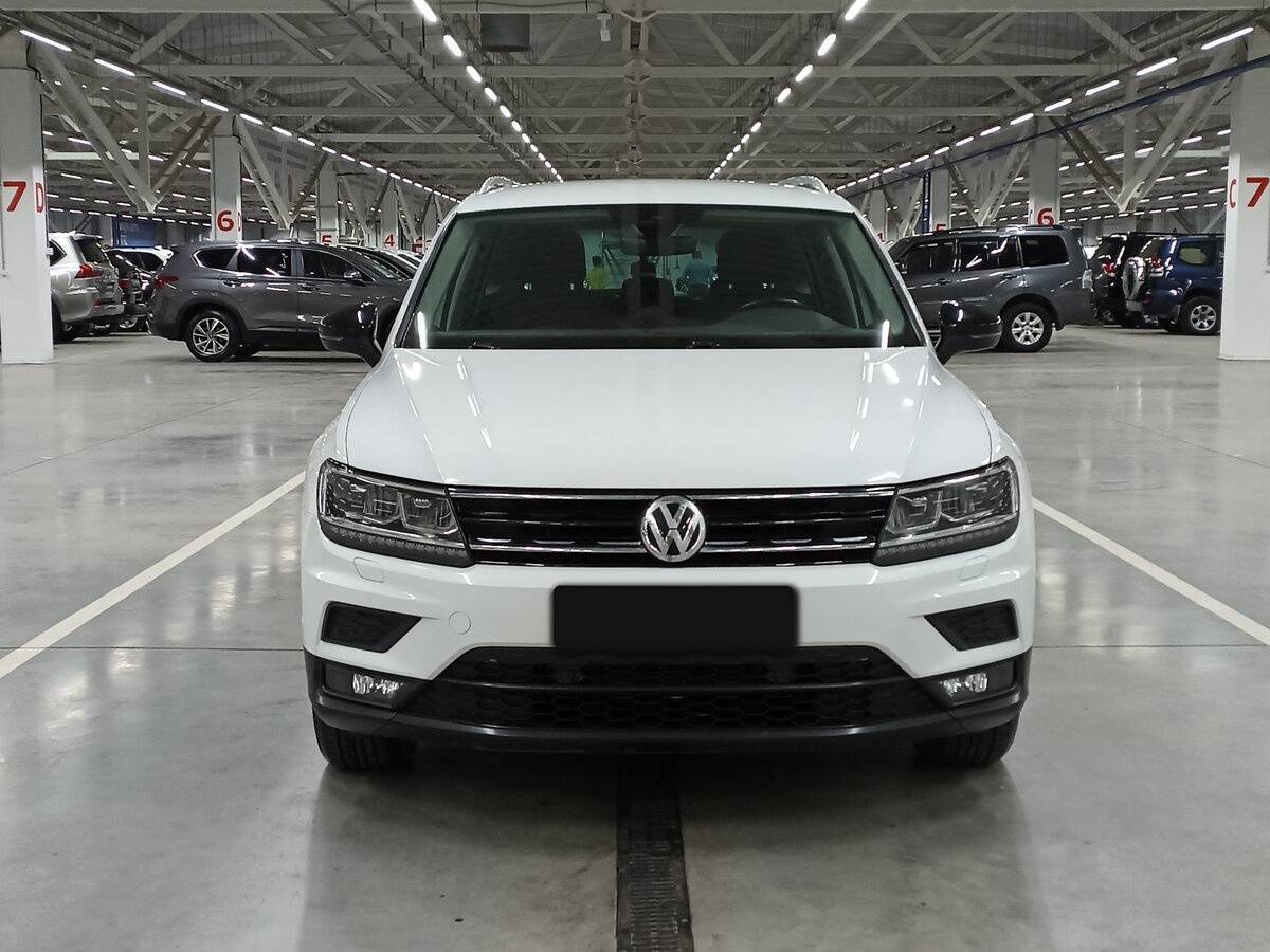 Купить Volkswagen Tiguan с пробегом. Фото: #1